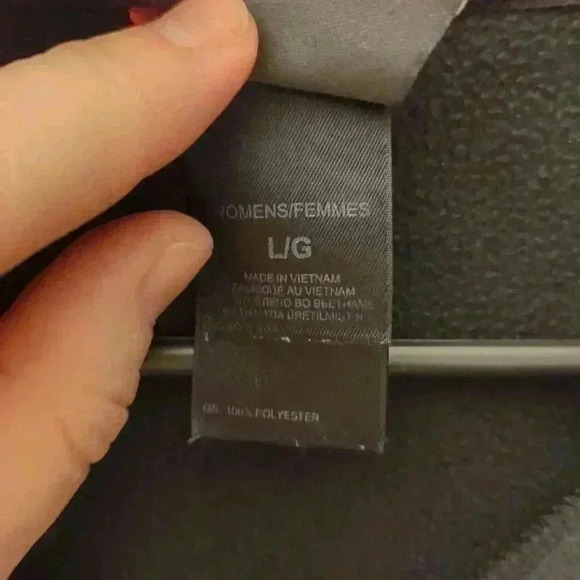 The North Face light weight pull over, black, large - Picture 4 of 6